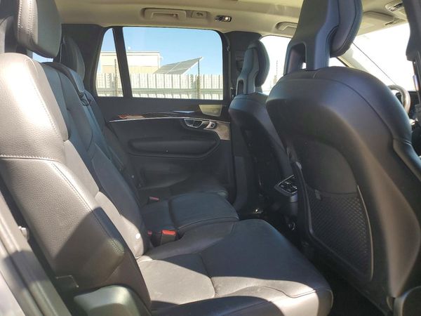 2016 VOLVO XC90 SV42 Momentum