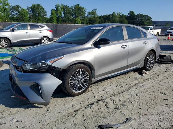 2022 KIA FORTE GT Line