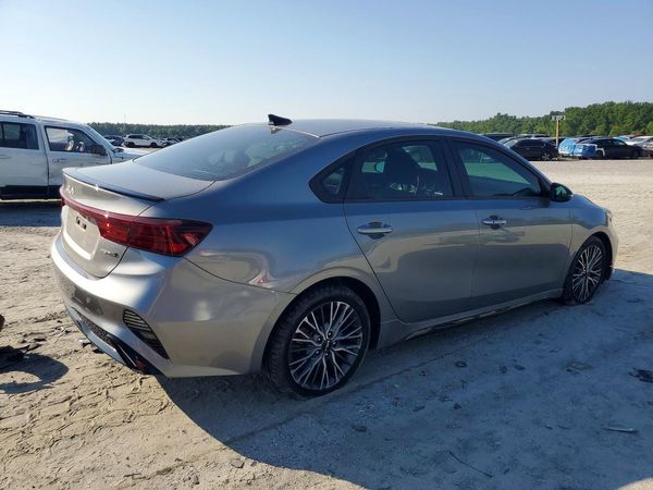2022 KIA FORTE GT Line