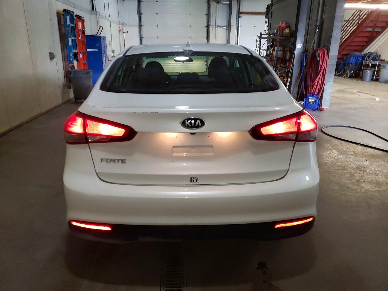 2018 KIA FORTE LX Pop,S,EX
