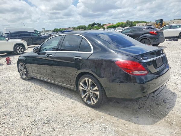 2017 MERCEDES-BENZ C C300