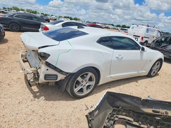2017 CHEVROLET CAMARO 1LT