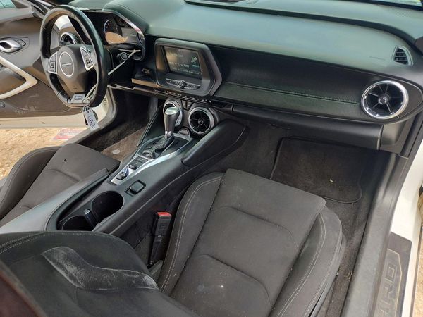 2017 CHEVROLET CAMARO 1LT