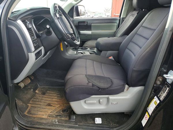 2018 TOYOTA SEQUOIA SR5/TRD Sport