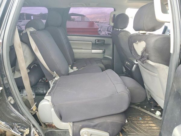 2018 TOYOTA SEQUOIA SR5/TRD Sport