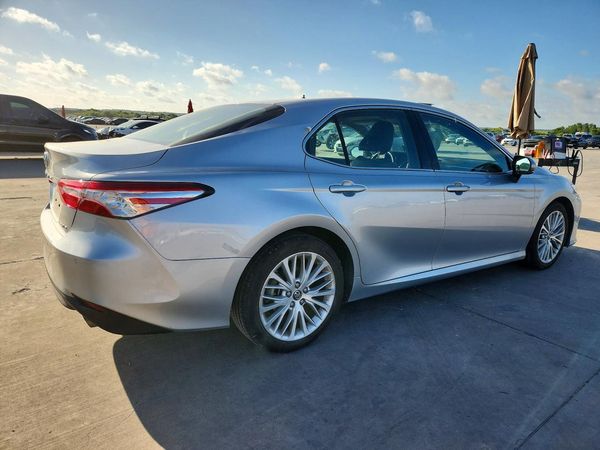 2018 TOYOTA CAMRY L/LE/SE/XLE