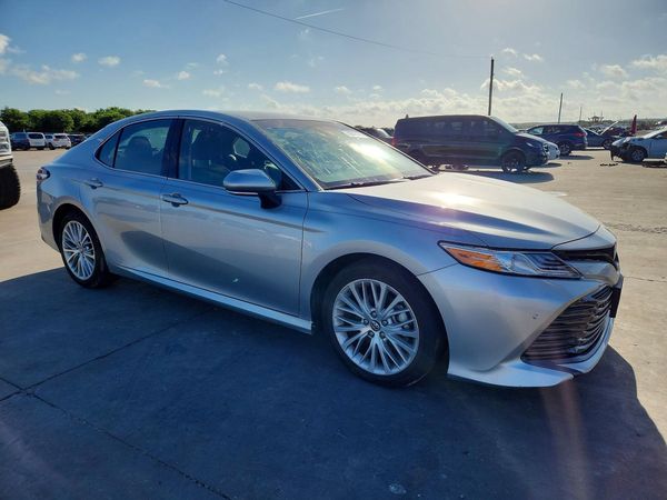 2018 TOYOTA CAMRY L/LE/SE/XLE