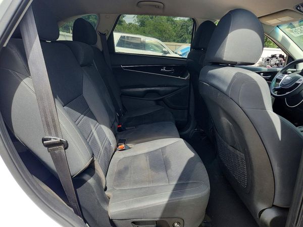 2020 KIA SORENTO L, LX, S