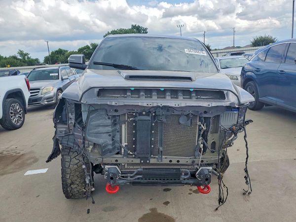 2021 TOYOTA TUNDRA SR5 grade