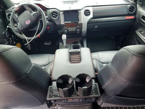 2021 TOYOTA TUNDRA SR5 grade