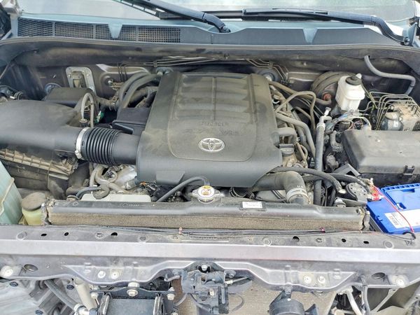 2021 TOYOTA TUNDRA SR5 grade