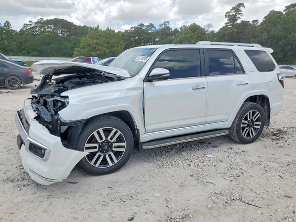 2024 TOYOTA 4RUNNER