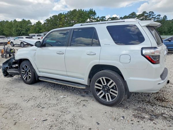 2024 TOYOTA 4RUNNER Limited