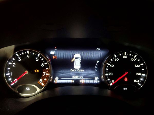 2023 JEEP RENEGADE Latitude, Upland