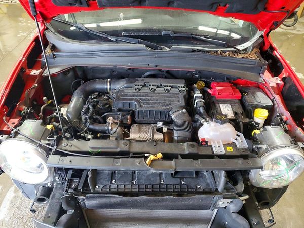 2023 JEEP RENEGADE Latitude, Upland