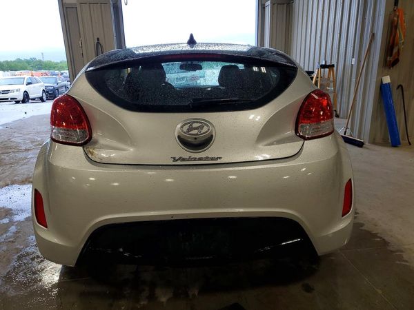 2017 HYUNDAI VELOSTER