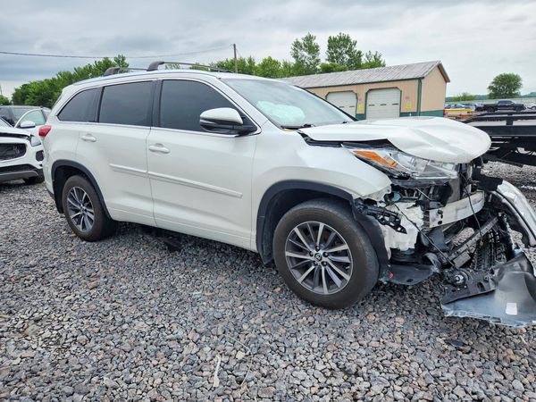2018 TOYOTA HIGHLANDER SE/XLE
