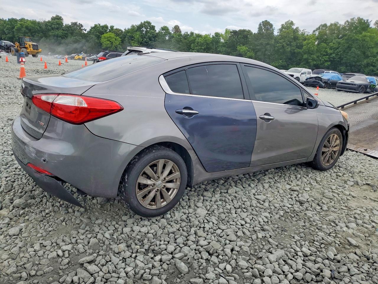 2015 KIA FORTE