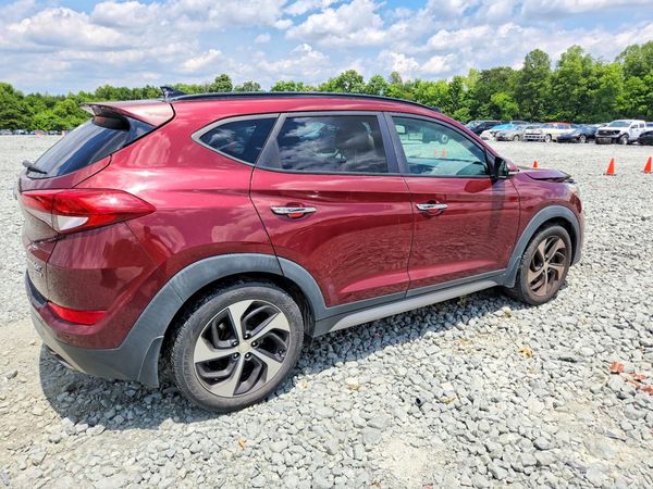 2017 HYUNDAI TUCSON