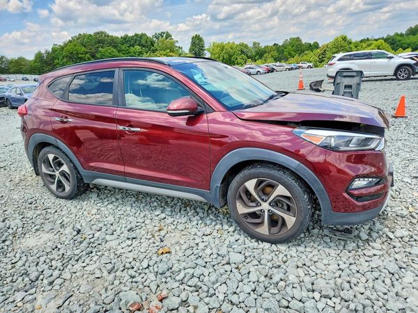2017 HYUNDAI TUCSON