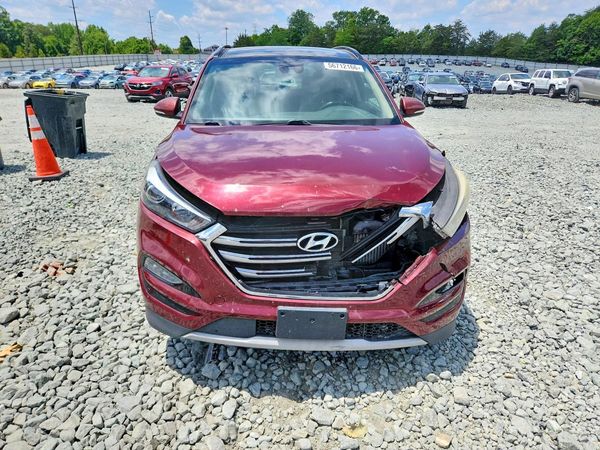 2017 HYUNDAI TUCSON