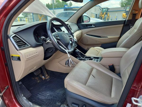 2017 HYUNDAI TUCSON