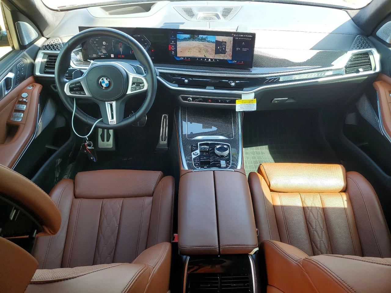 2024 BMW X7 M60i