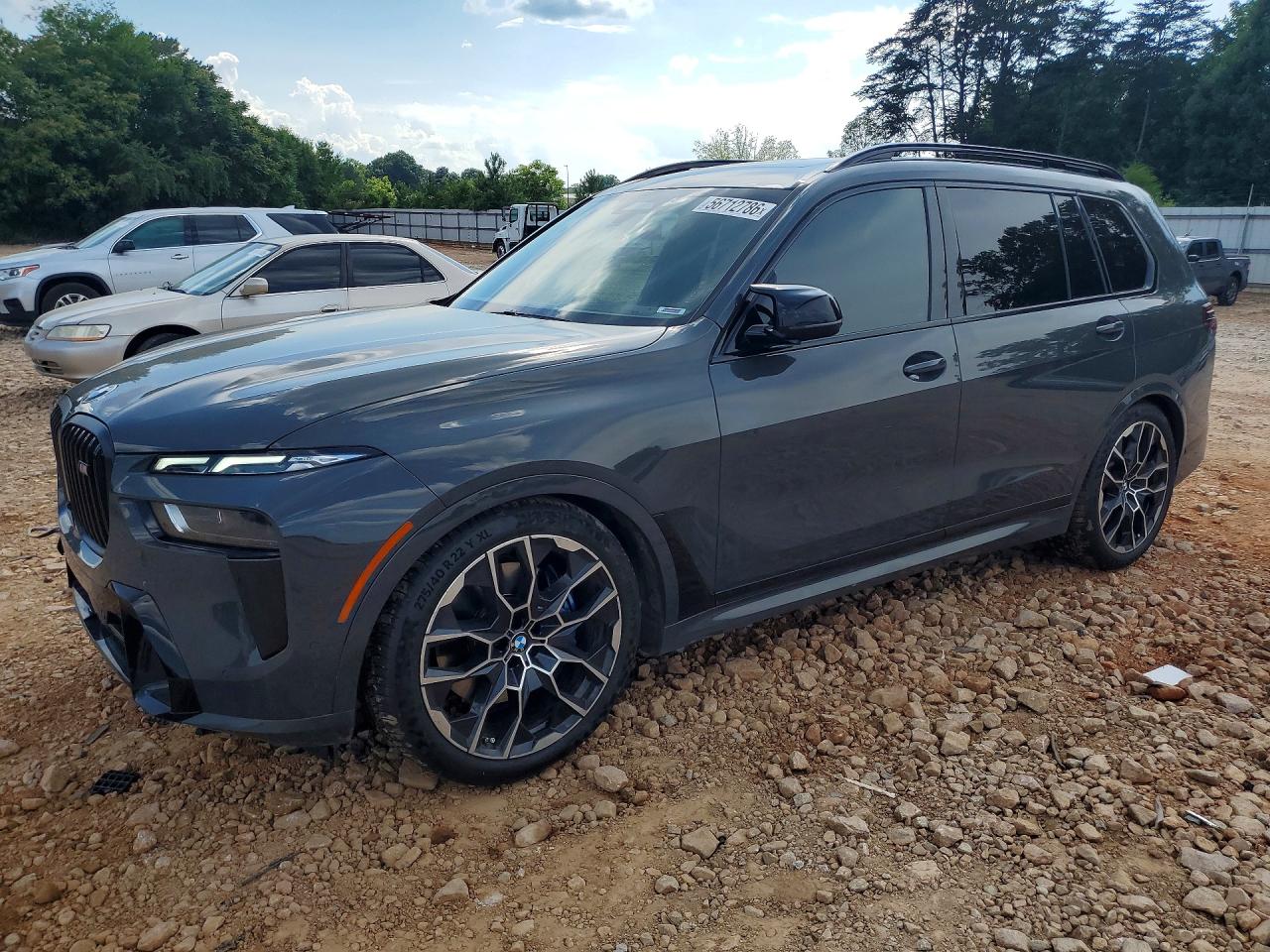 2024 BMW X7 M60i