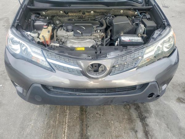 2015 TOYOTA RAV4