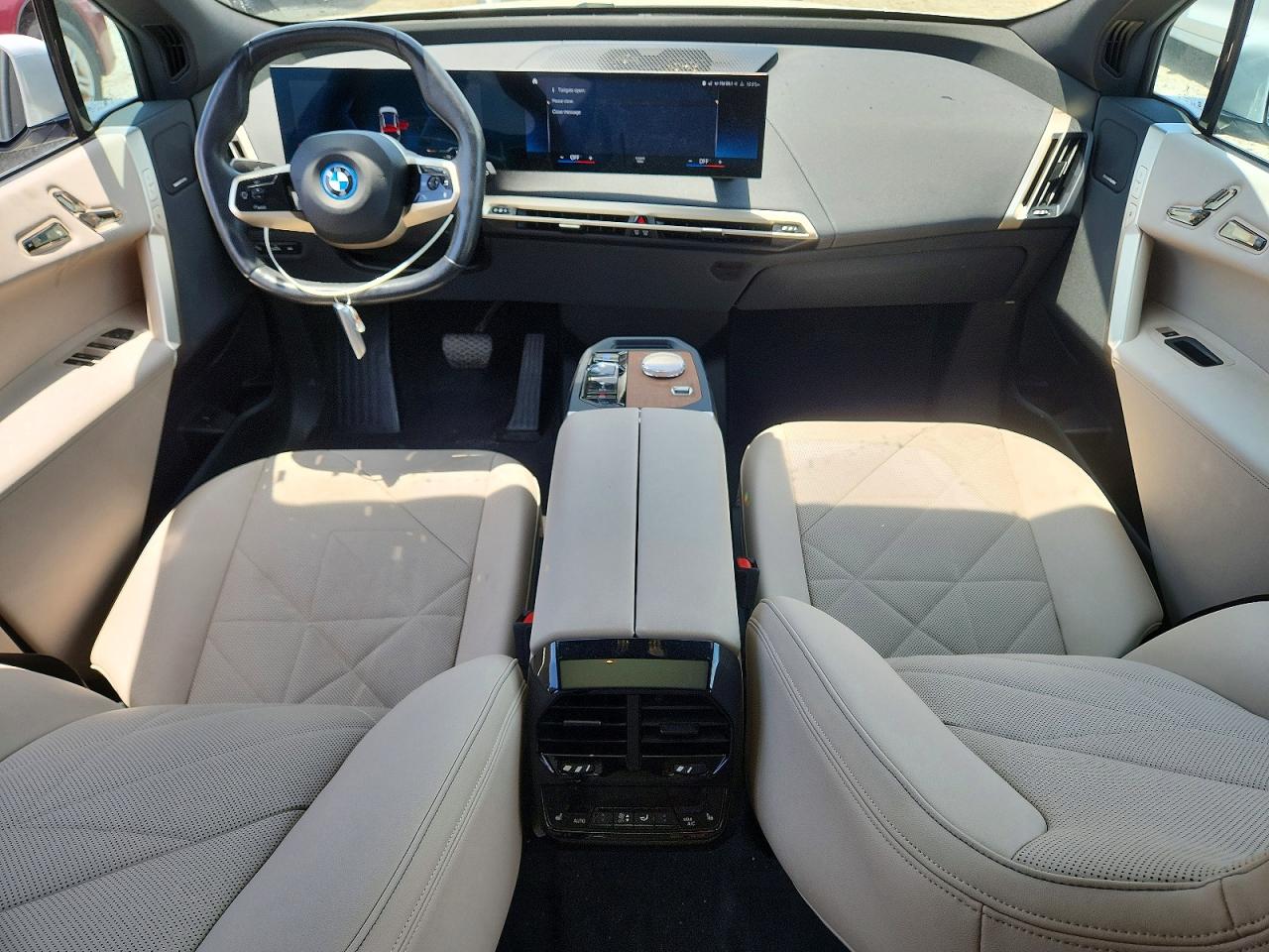 2023 BMW IX xDrive50i