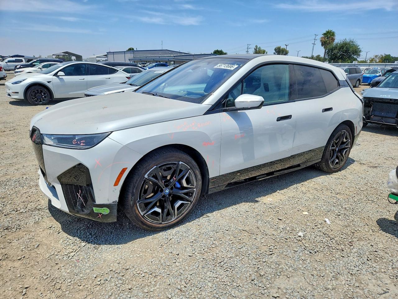 2023 BMW IX xDrive50i