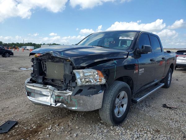 2020 RAM 1500 CLASSIC SLT