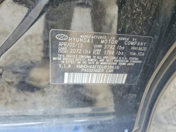 2013 HYUNDAI ELANTRA