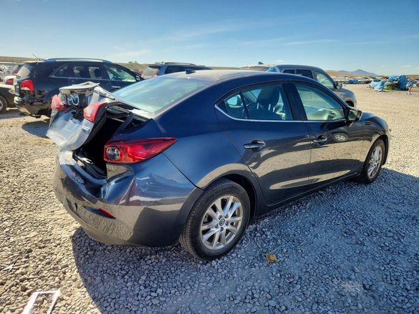 2015 MAZDA 3 Touring/GS