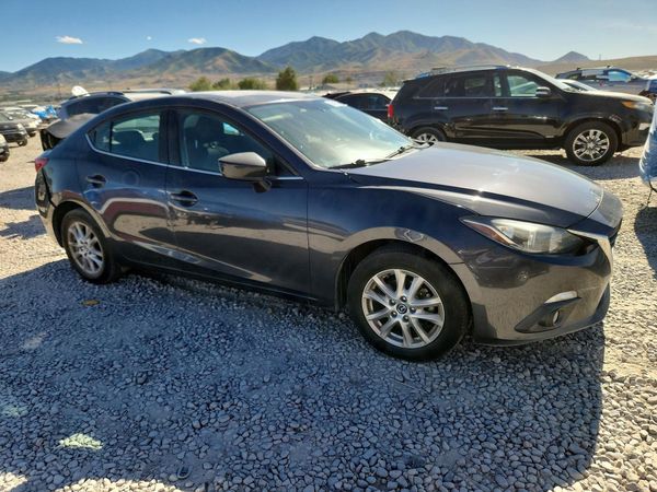 2015 MAZDA 3 Touring/GS