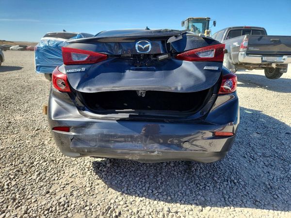2015 MAZDA 3 Touring/GS