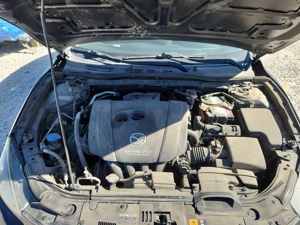 2015 MAZDA 3 Touring/GS