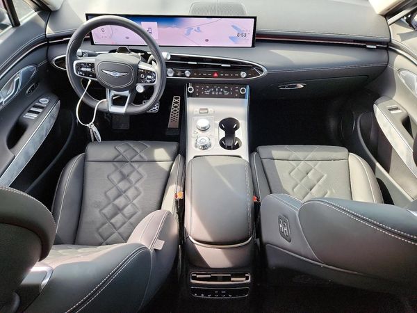 2026 GENESIS GV70