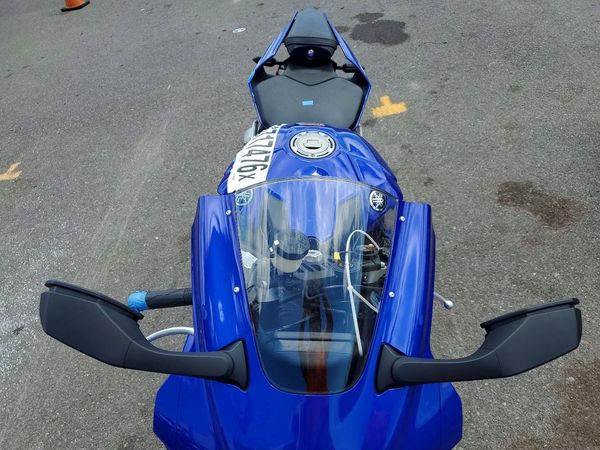 2024 YAMAHA YZFR1