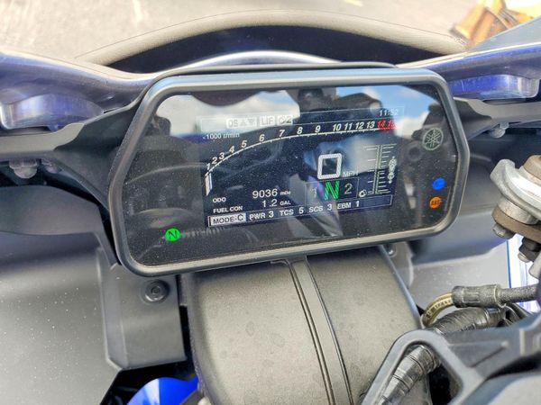 2024 YAMAHA YZFR1