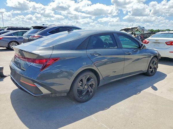 2026 HYUNDAI ELANTRA