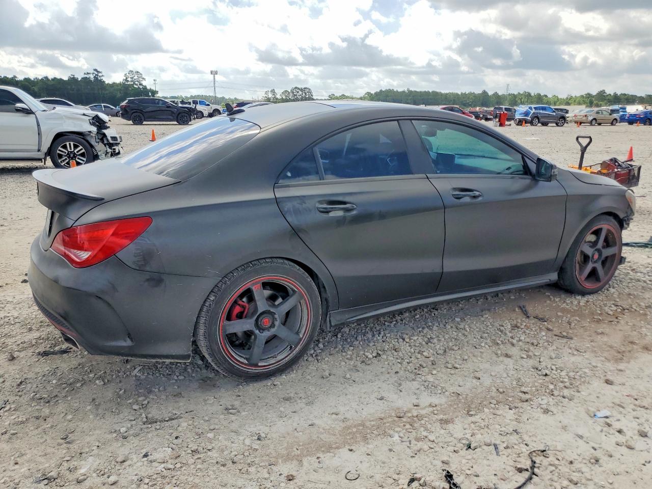 2016 MERCEDES-BENZ CLA CLA250