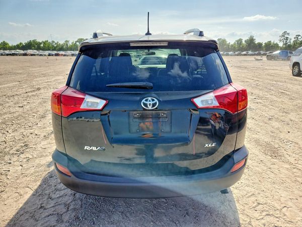 2015 TOYOTA RAV4