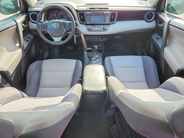 2015 TOYOTA RAV4