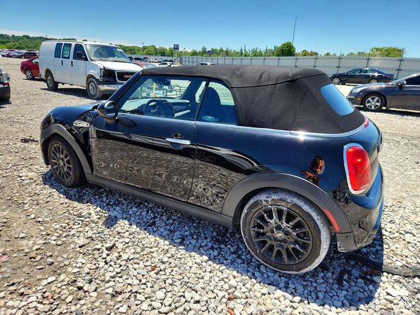 2016 MINI COOPER