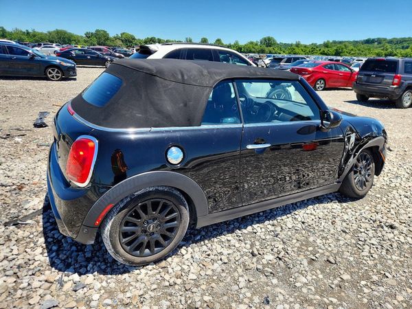 2016 MINI COOPER