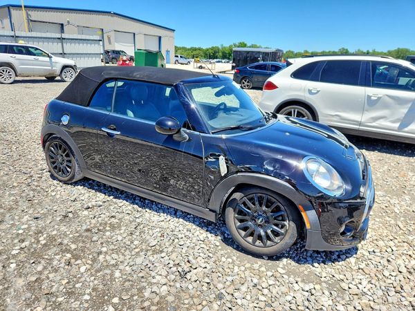 2016 MINI COOPER