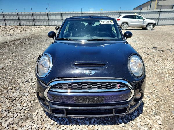 2016 MINI COOPER