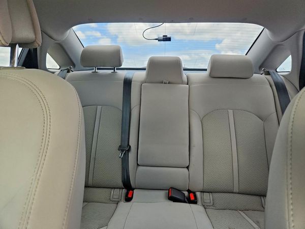 2017 HYUNDAI SONATA SE, Eco