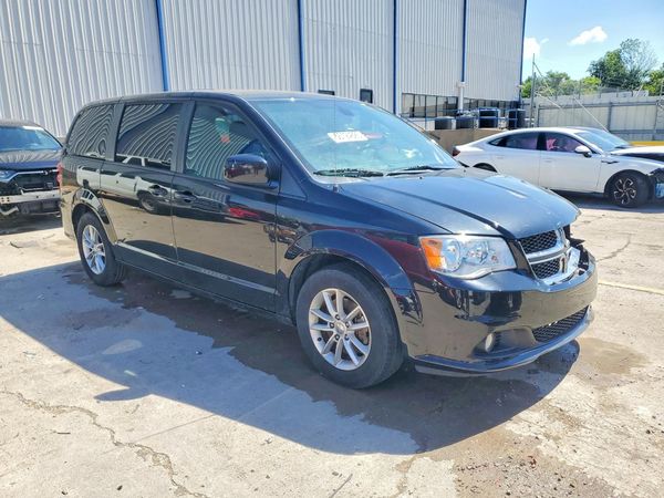 2020 DODGE GRAND CARAVAN SE